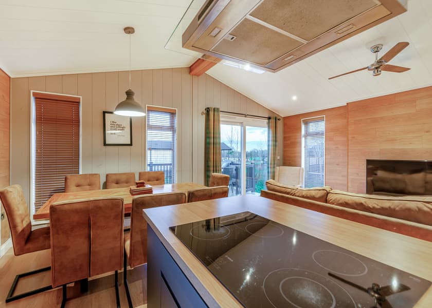 Wilmcote Lodge Premier - Stratford Upon Avon Lodge Retreat, Snitterfield, Stratford Upon Avon