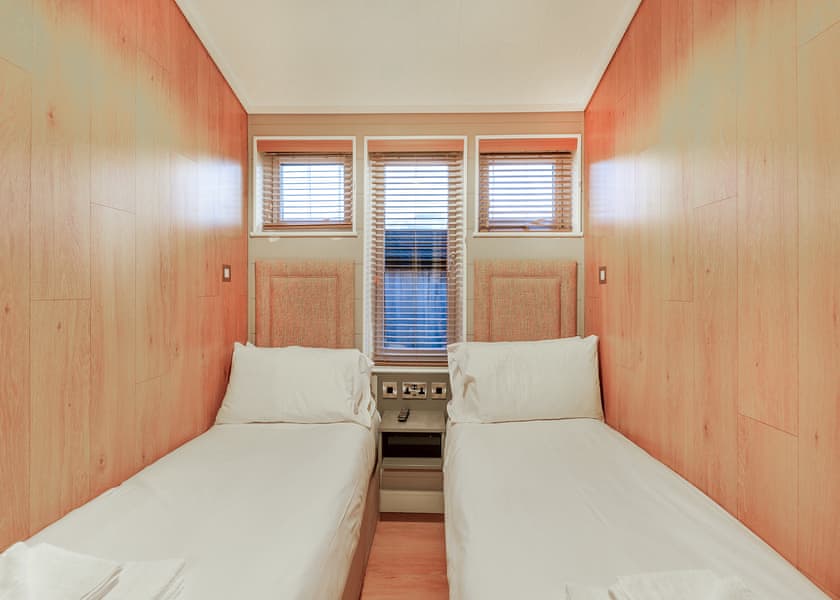 Wilmcote Lodge Premier - Stratford Upon Avon Lodge Retreat, Snitterfield, Stratford Upon Avon