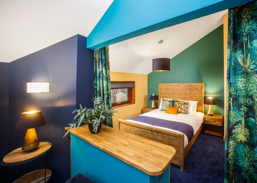 Classic Golden Oak Hideaway - Strathyre Lodges, Callander, Stirlingshire