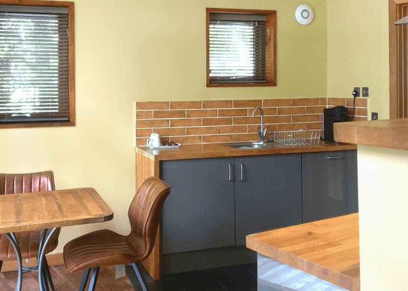 Golden Oak Hideaway (Pet) - Strathyre Lodges, Callander, Stirlingshire