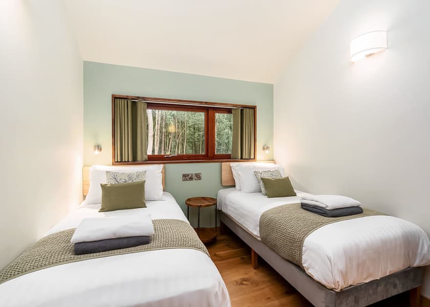 Golden OakTreehouse - Strathyre Lodges, Callander, Stirlingshire