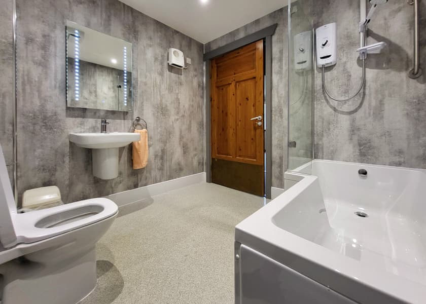 Calvert Hillside - Calvert Kielder Lodge, Calvert Kielder, Kielder Water & Forest Park