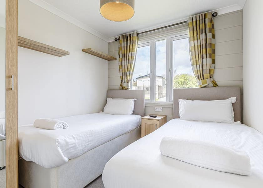 Meadow View Lodge - Piran Meadows Resort, Newquay