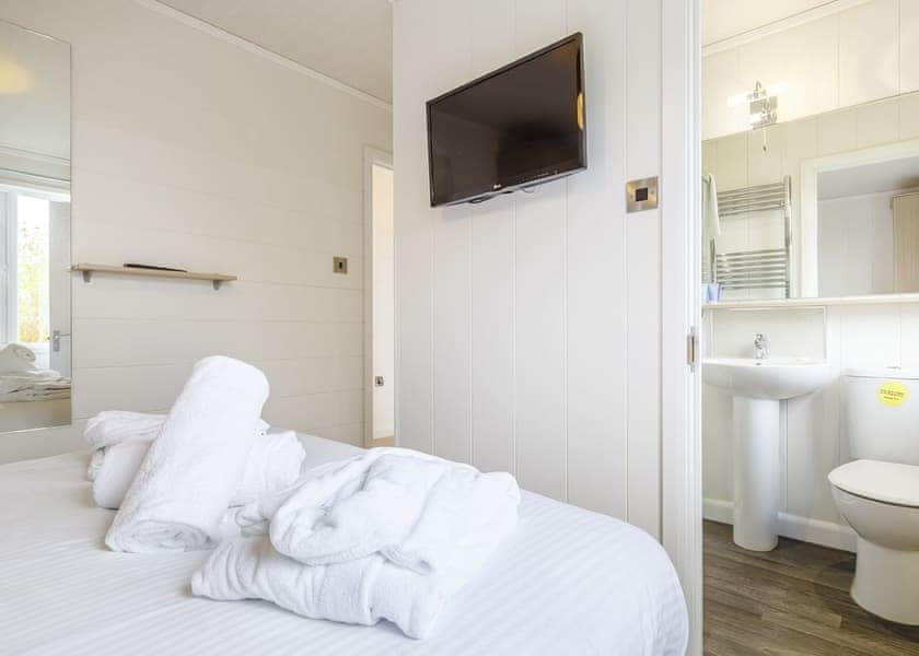 Perranporth Premier Lodge - Piran Meadows Resort, Newquay