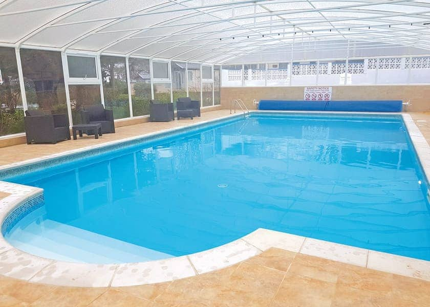 Indoor pool | Sunnyvale Holiday Park, Saundersfoot