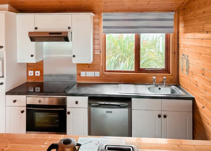 Traditional Lodge 2 Bed - Seaview Holiday Park, Penzance