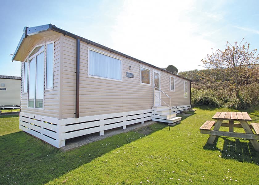Supreme 3 (Pet) - Swanage Coastal Park, Swanage