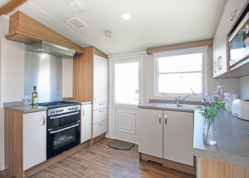 Supreme 3 - Swanage Coastal Park, Swanage