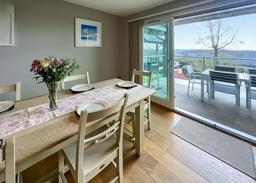 19 Poldon Lodge - Swandown Lodges, Cricket St Thomas, Chard