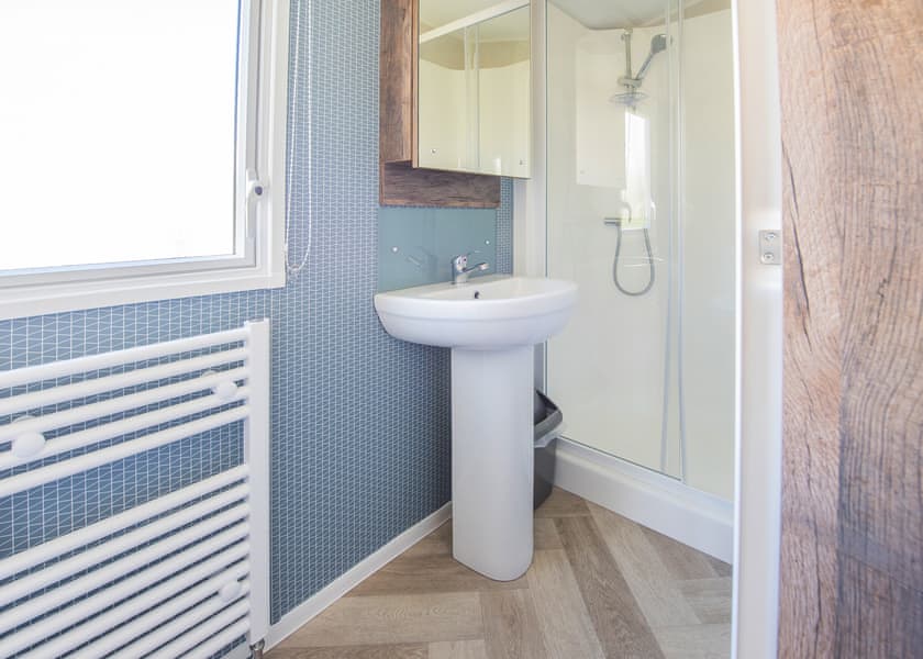 2 Bed Gold Caravan - Sandaway Beach Holiday Park, Combe Martin