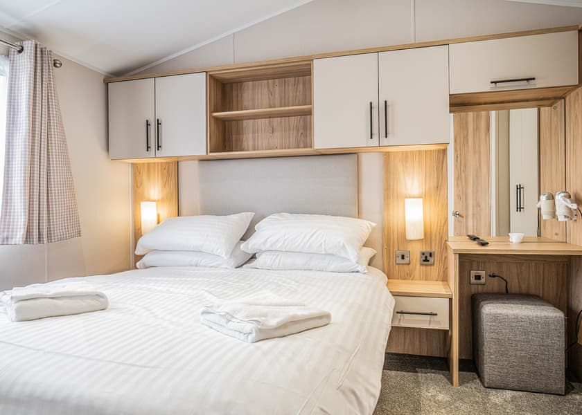 Gold Select 2 - Springwood Holiday Park, Kelso