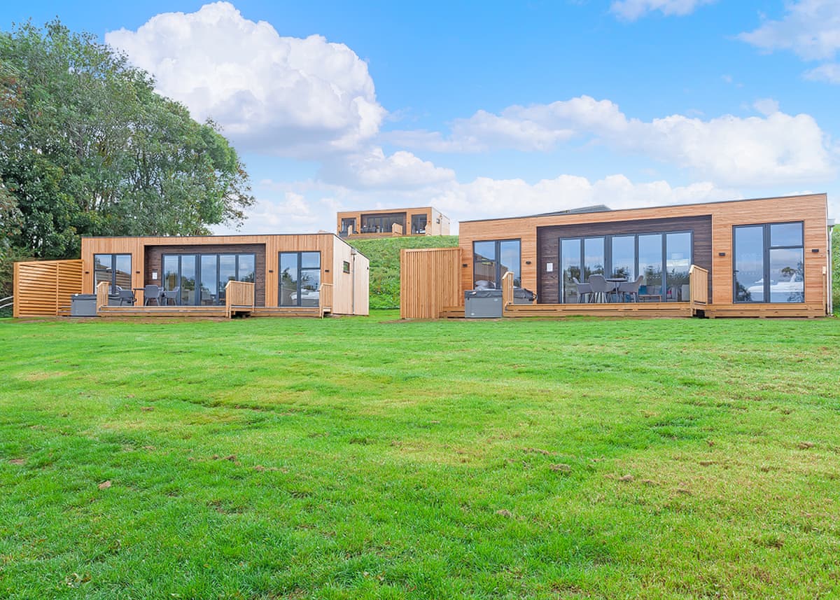 Swanborough Lakes Luxury Lodges - Holiday Lodge in Southern England - Image 4