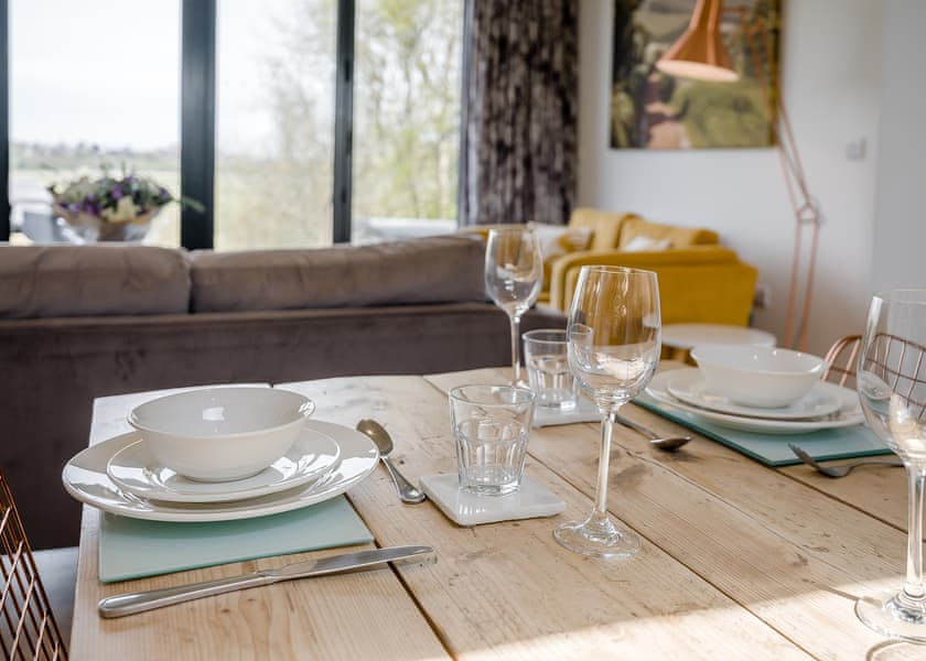 Panorama Retreat - Swanborough Lakes Luxury Lodges, Lewes