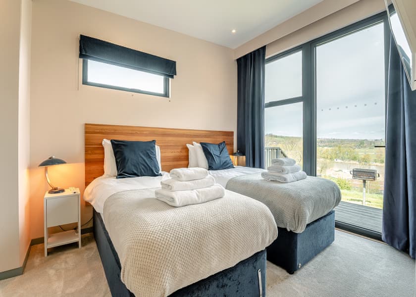 Panorama Retreat - Swanborough Lakes Luxury Lodges, Lewes