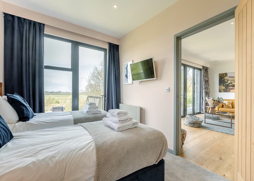 Panorama Retreat - Swanborough Lakes Luxury Lodges, Lewes