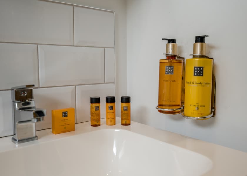 Panorama Retreat - Swanborough Lakes Luxury Lodges, Lewes