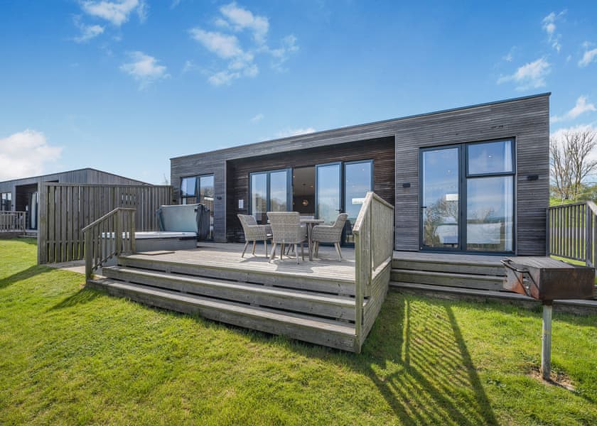 Caburn View Retreat - Swanborough Lakes Luxury Lodges, Lewes