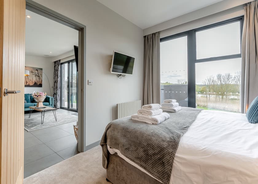 Lakeview Retreat - Swanborough Lakes Luxury Lodges, Lewes