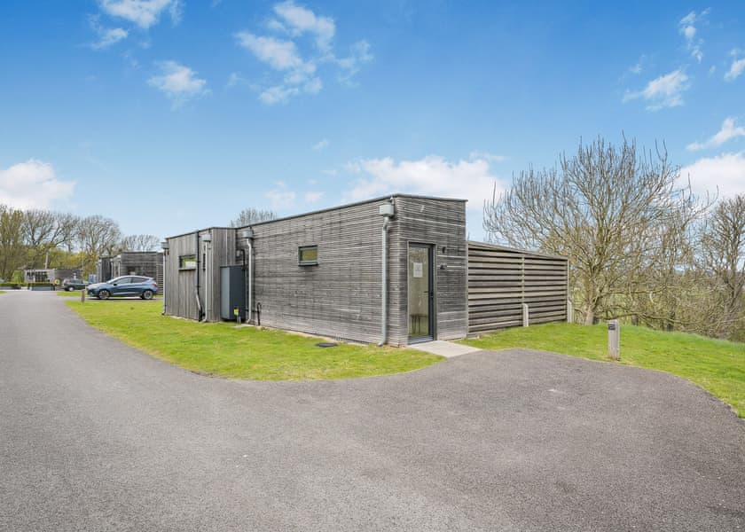 Woodland View Retreat - Swanborough Lakes Luxury Lodges, Lewes