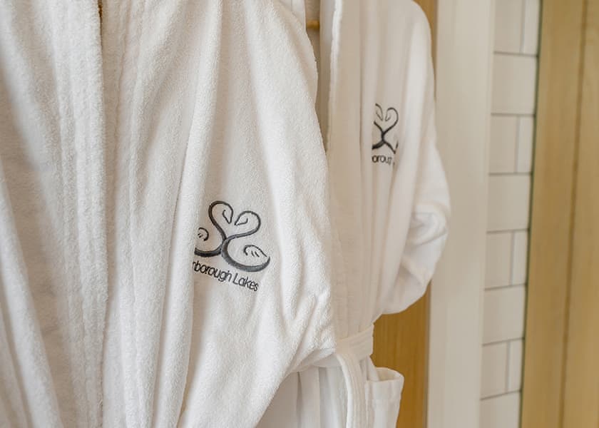 Woodland View Retreat - Swanborough Lakes Luxury Lodges, Lewes