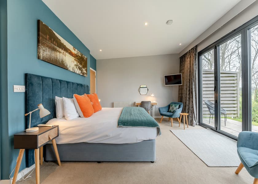 Woodland View Retreat (Pet) - Swanborough Lakes Luxury Lodges, Lewes