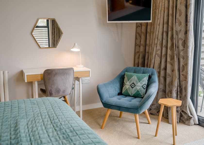 Woodland View Retreat (Pet) - Swanborough Lakes Luxury Lodges, Lewes