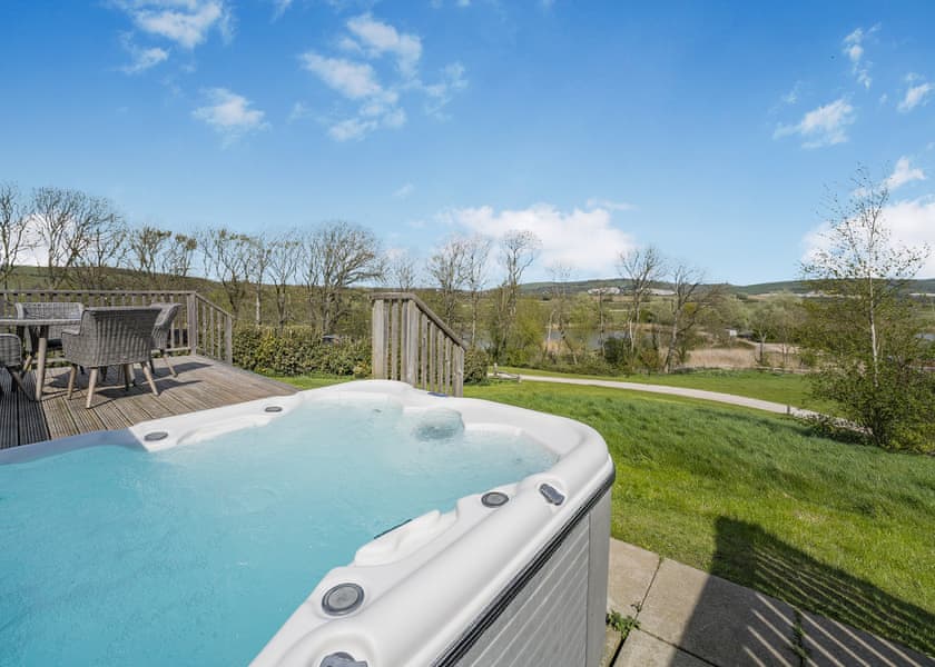 Caburn View Retreat (Pet) - Swanborough Lakes Luxury Lodges, Lewes