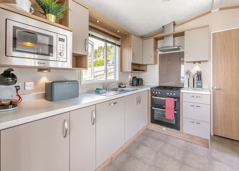 Valley View 2Bed Hot Tub Holiday Caravan Pentillie - Tamar View Holiday Park, St Ann’s Chapel, Callington