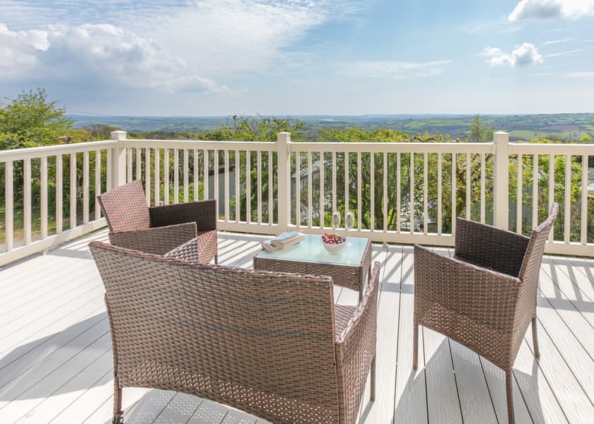 Valley View 2 Bed Hot Tub Holiday Lodge – Polperro - Tamar View Holiday Park, St Ann’s Chapel, Callington