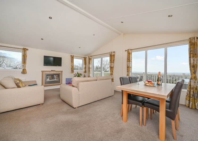 Valley View 2 Bed Hot Tub Holiday Lodge – Polperro - Tamar View Holiday Park, St Ann’s Chapel, Callington