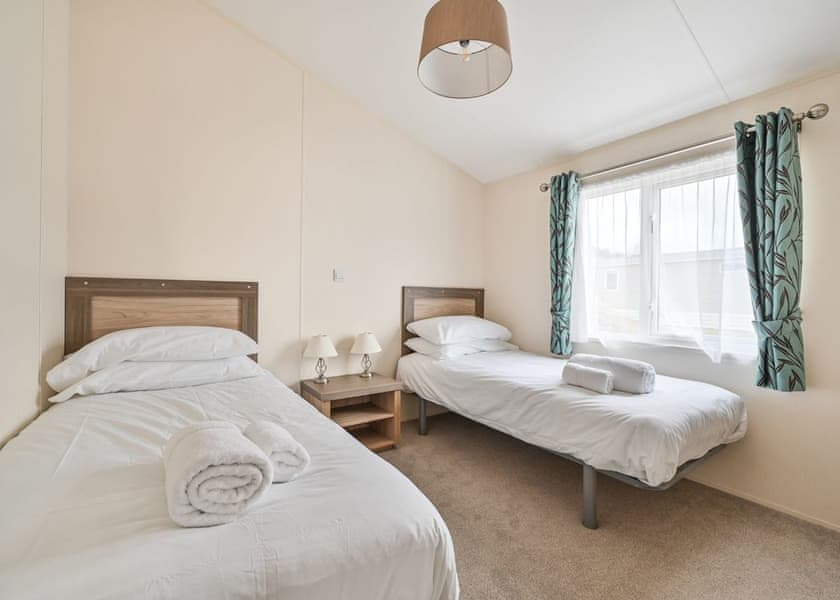 Valley View 2 Bed Hot Tub Holiday Lodge – Polperro - Tamar View Holiday Park, St Ann’s Chapel, Callington