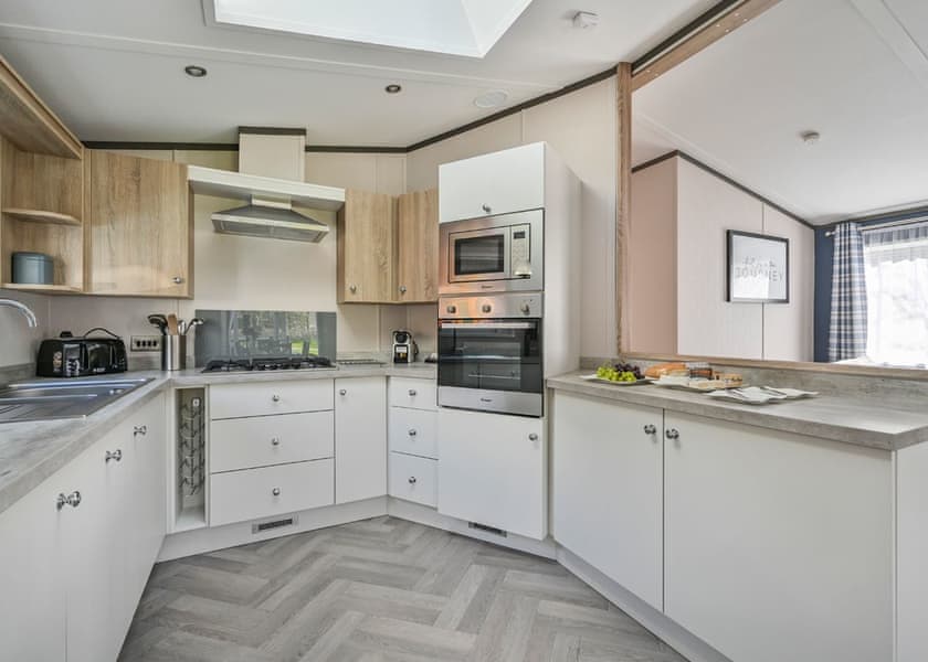 Cherry Tree Lodge - Notter Bridge Holiday Park, Notter Bridge, Saltash