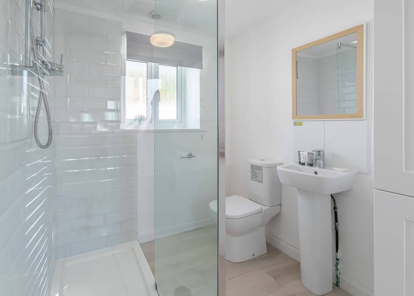 Tamar Valley 3 Bed Cottage Hot Tub Enclosed Garden - Tamar View Holiday Park, St Ann’s Chapel, Callington