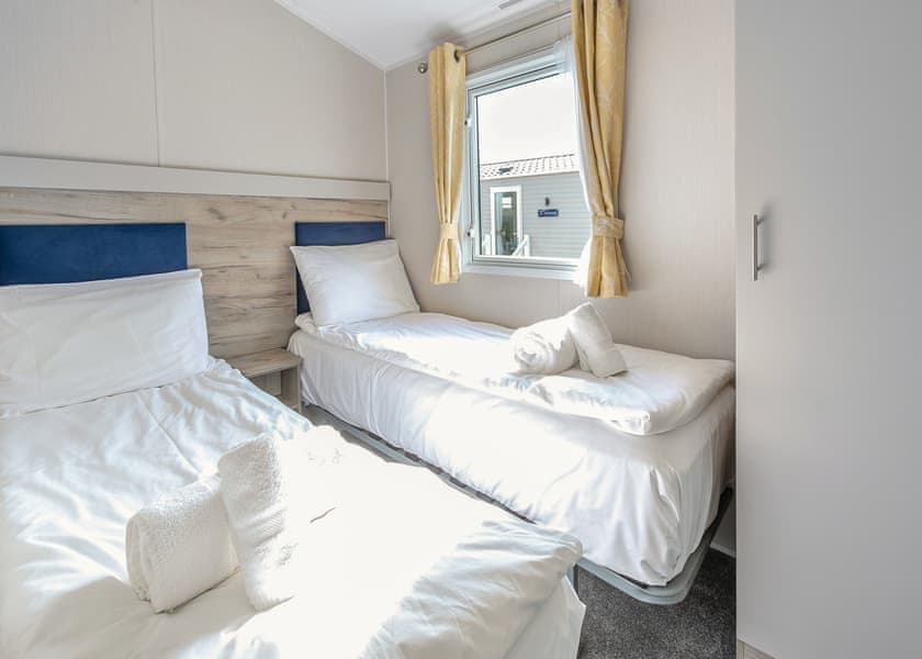 Valley View 2 Bed Hot Tub Holiday Caravan Heligan - Tamar View Holiday Park, St Ann’s Chapel, Callington