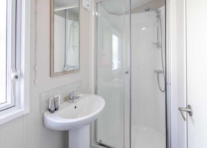 Valley View 2 Bed Hot Tub Holiday Caravan Heligan - Tamar View Holiday Park, St Ann’s Chapel, Callington