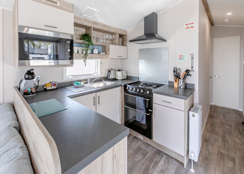 Valley View 2 Bed Hot Tub Holiday Caravan Tintagel - Tamar View Holiday Park, St Ann’s Chapel, Callington