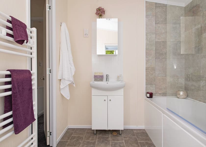 Valley View Lodge - Tan Rallt Holiday Park & Spa, Abergele