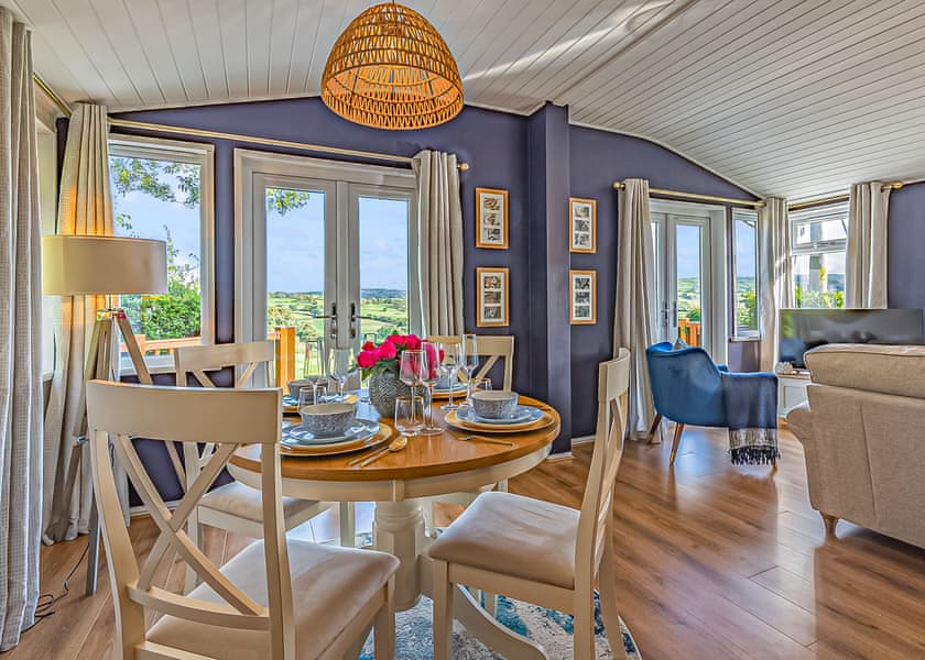 Sunrise View Lodge - Tan Rallt Holiday Park & Spa, Abergele