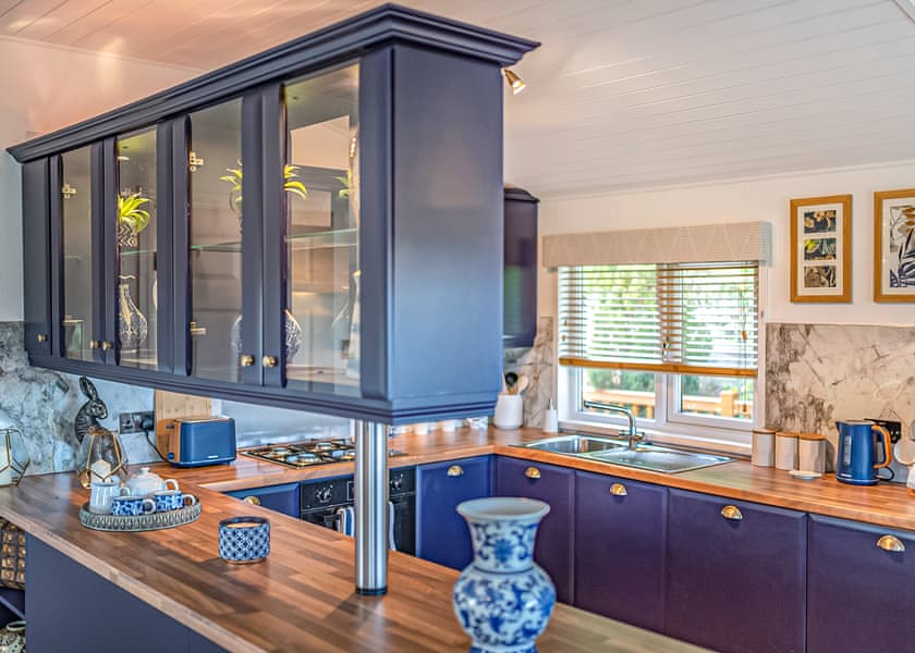 Sunrise View Lodge - Tan Rallt Holiday Park & Spa, Abergele