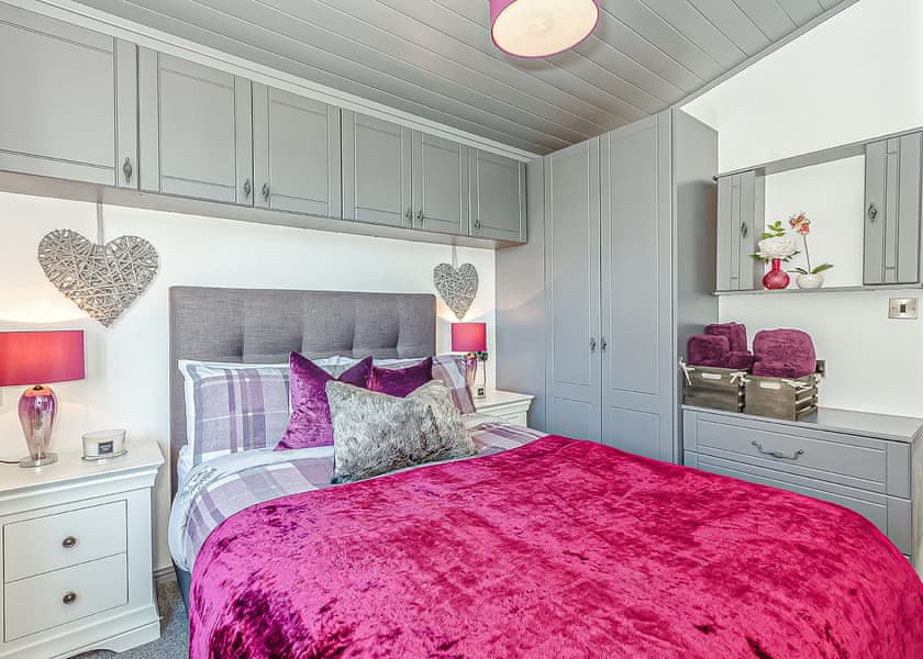 Cliff Top Lodge - Tan Rallt Holiday Park & Spa, Abergele