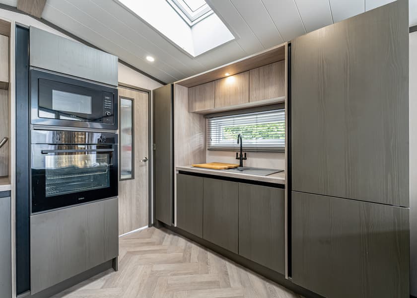 Sycamore Lodge - The Astbury Golf and Lodge Resort, Bridgnorth