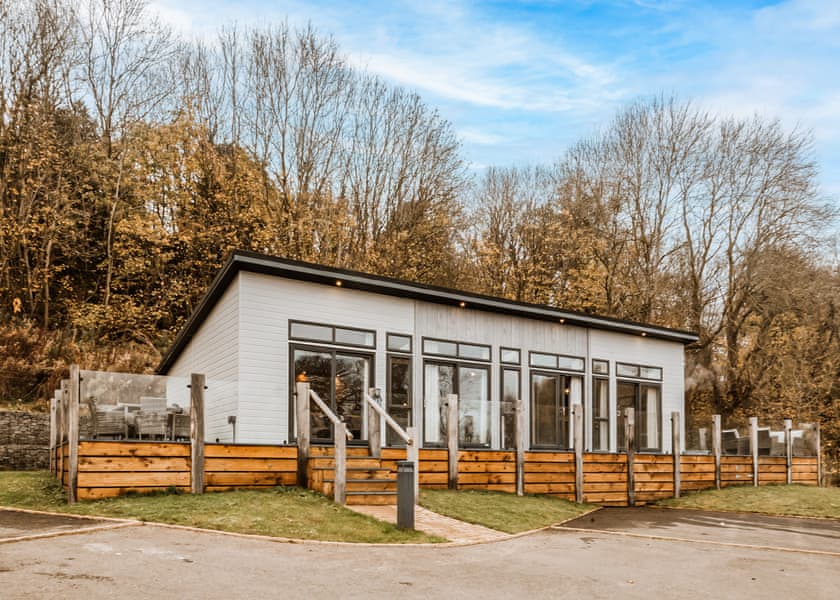 Oak Lodge VIP - The Astbury Golf and Lodge Resort, Bridgnorth