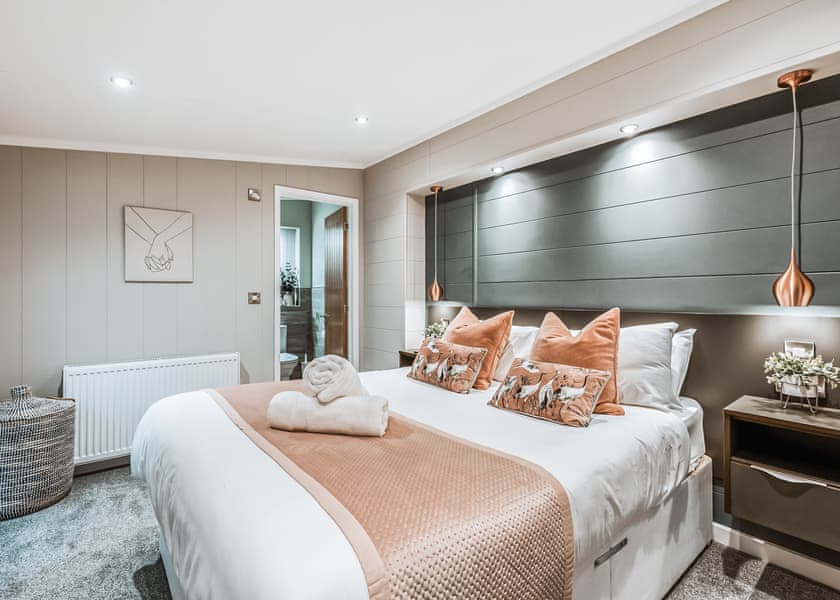 Oak Lodge VIP - The Astbury Golf and Lodge Resort, Bridgnorth