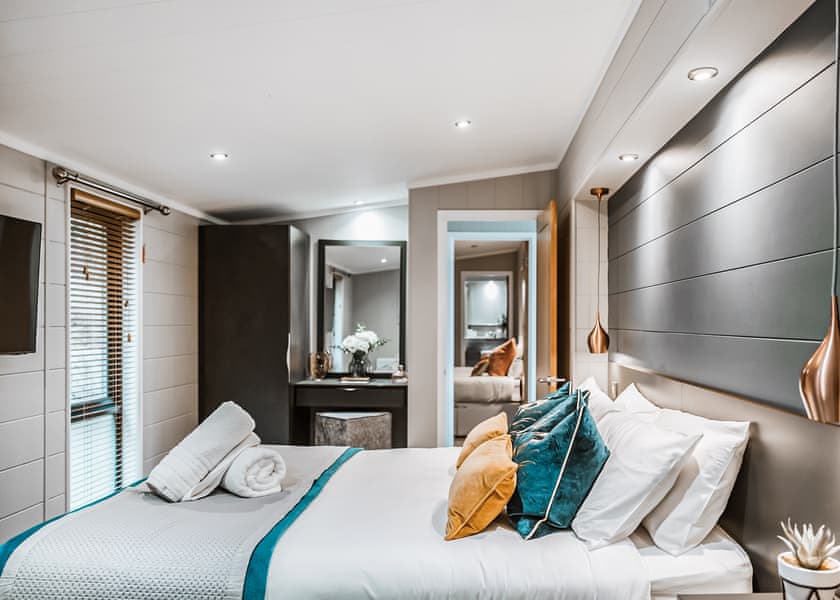 Oak Lodge VIP - The Astbury Golf and Lodge Resort, Bridgnorth