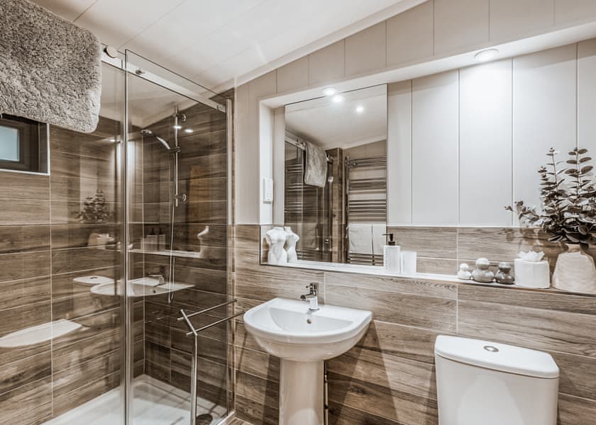 Oak Lodge VIP - The Astbury Golf and Lodge Resort, Bridgnorth