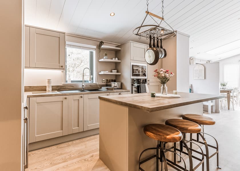 Ivy Lodge VIP - The Astbury Golf and Lodge Resort, Bridgnorth