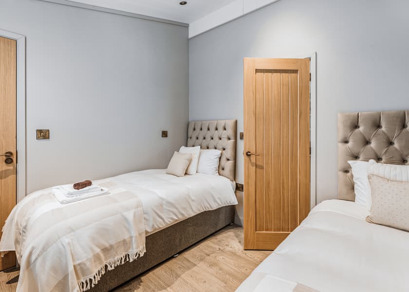 Ivy Lodge VIP - The Astbury Golf and Lodge Resort, Bridgnorth