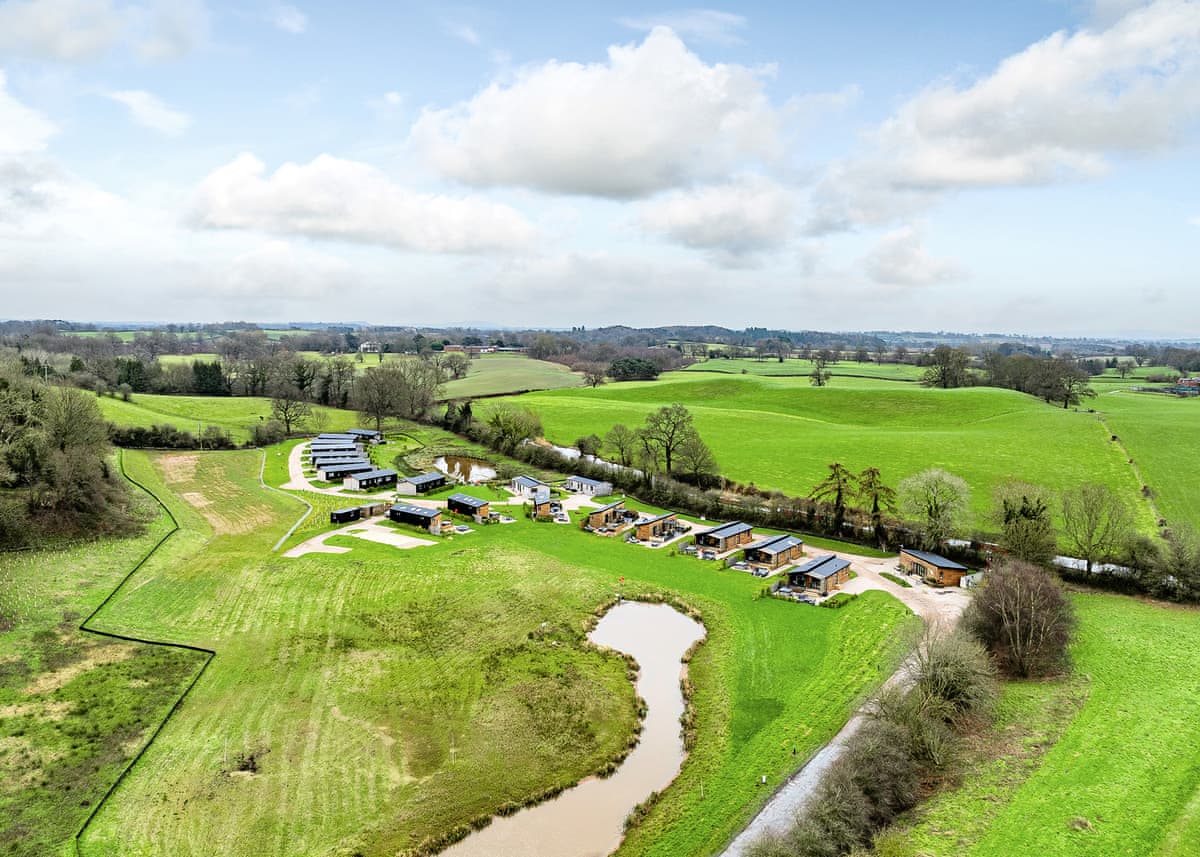 The Barns at Blackwater Meadow - Holiday lodge in Central England - Image 5