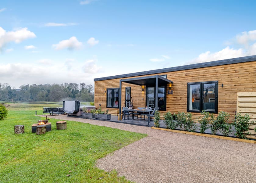 The Stargazer (Pet) - The Barns at Blackwater Meadow, Ellesmere