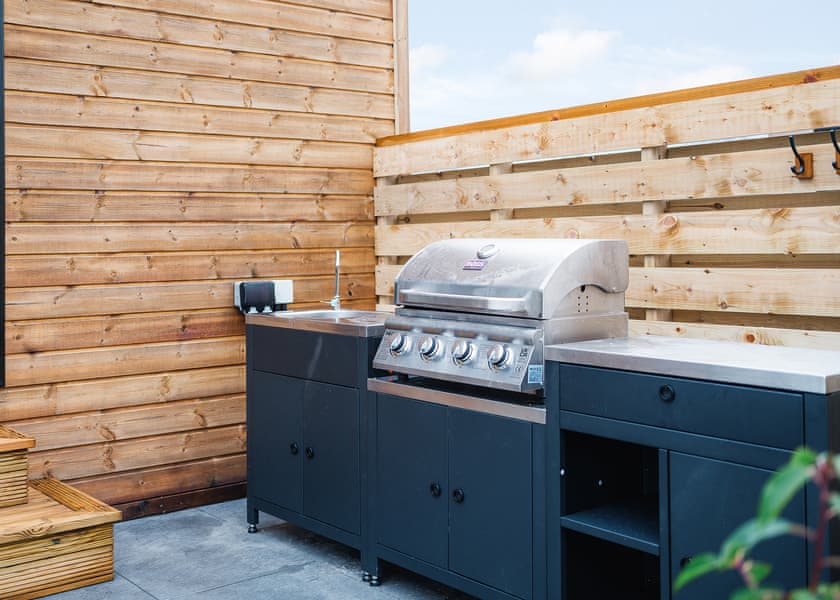The Stargazer (Pet) - The Barns at Blackwater Meadow, Ellesmere